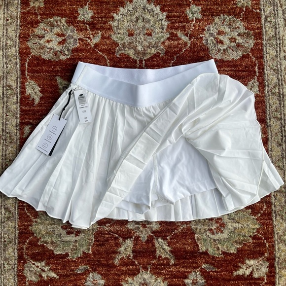 NWT TnAction White Pleated Tennis Skirt | Preppy Tennis Skort - Picture 4 of 7
